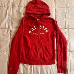 Hollister Sweatshirt Hoodie. Red. Size Medium.